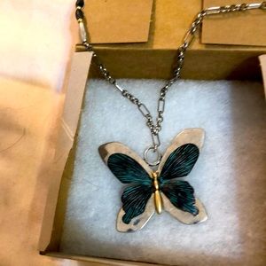 BUTTERFLY NECKLACE